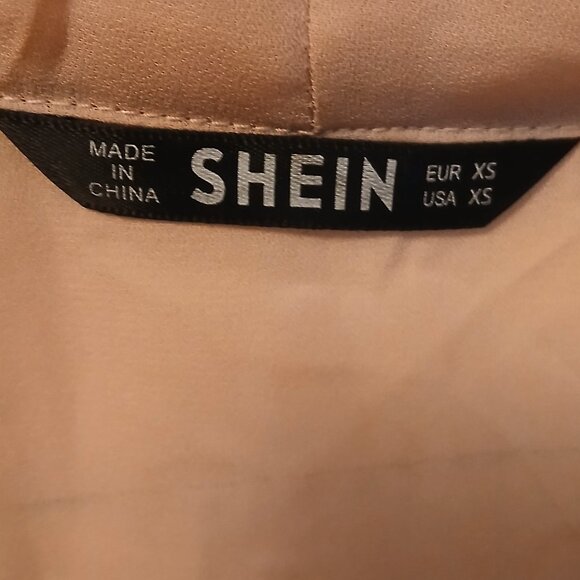 Pink Shein blouse - Picture 4 of 8